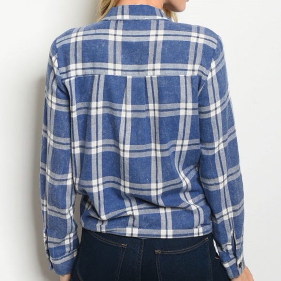 BLUE & WHITE CHECKERED PLAID BUTTON DOWN TOP - Picture 2 of 6